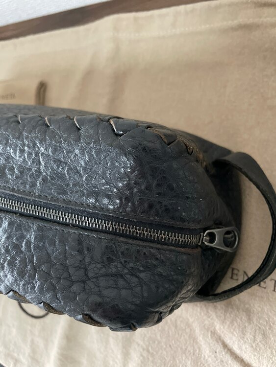 ボッテガ・ヴェネタ  （ブランドバッグ）の商品画像 - 査定依頼日：2025年4月25日 - 最高査定価格：22,000円