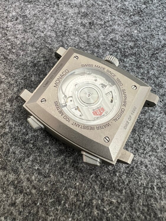 タグホイヤー モナコ （高級時計）の商品画像 - 査定依頼日：2025年5月15日 - 最高査定価格：900,000円