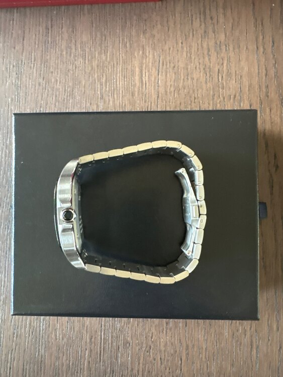 カルティエ サントス WSSA003（高級時計）の商品画像 - 査定依頼日：2025年5月28日 - 最高査定価格：900,000円