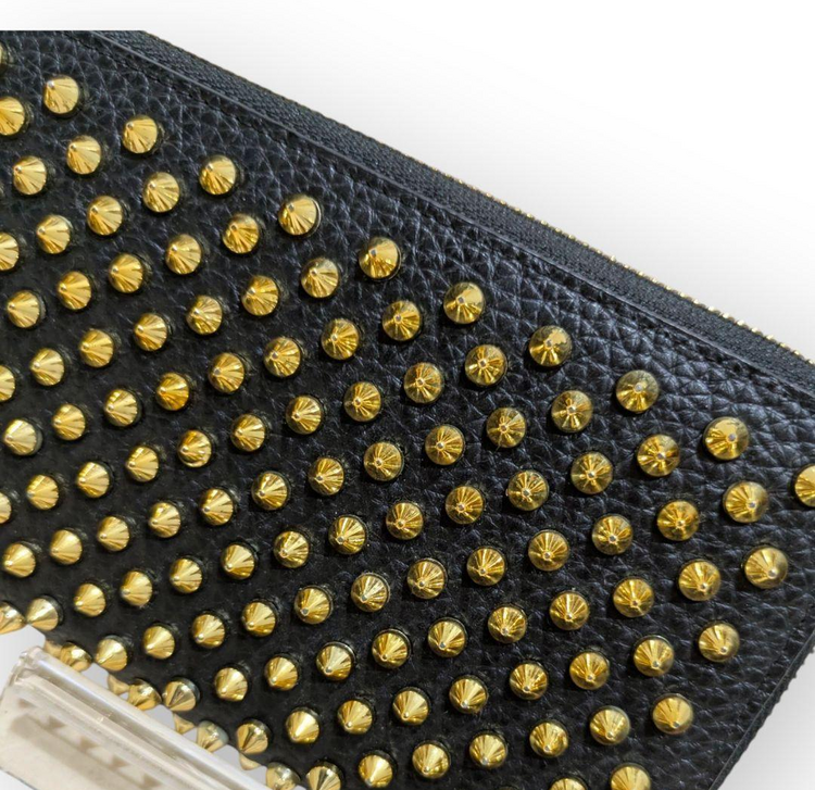 クリスチャンルブタン パネトーネ（ブランド財布・小物）の商品画像 - 査定依頼日：2025年5月25日 - 最高査定価格：12,000円