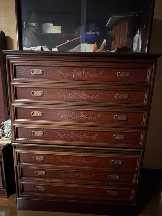 鎌倉彫 タンス（美術品・骨董品）の商品画像 - 査定依頼日：2025年10月15日 - 最高査定価格：3,000円