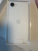 iPhone iPhone 16e 128GB Softbank（スマホ）の商品画像 - 査定依頼日：2026年9月2日 - 最高査定価格：67,000円