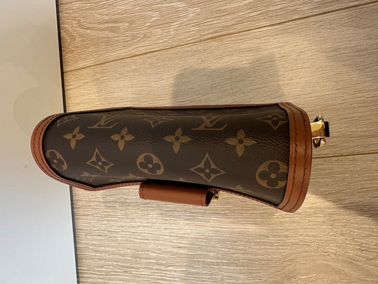 ルイヴィトン モノグラム （ブランドバッグ）の商品画像 - 査定依頼日：2025年11月23日 - 最高査定価格：200,000円