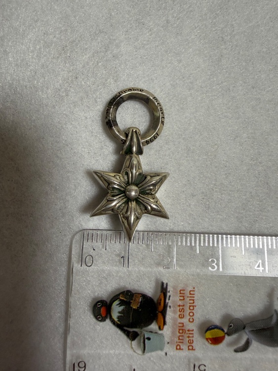 クロムハーツ　6ポイントスターチャーム ペンダントトップ（金・貴金属）の商品画像 - 査定依頼日：2026年10月7日 - 最高査定価格：150,000円