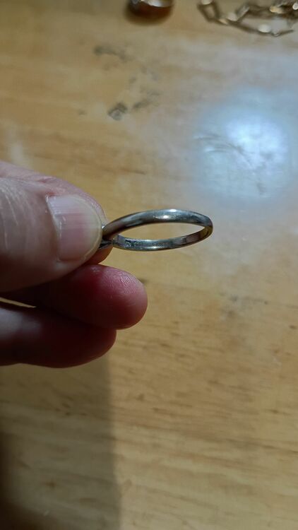 ダイヤの指輪（宝石）の商品画像 - 査定依頼日：2025年7月17日 - 最高査定価格：100,000円