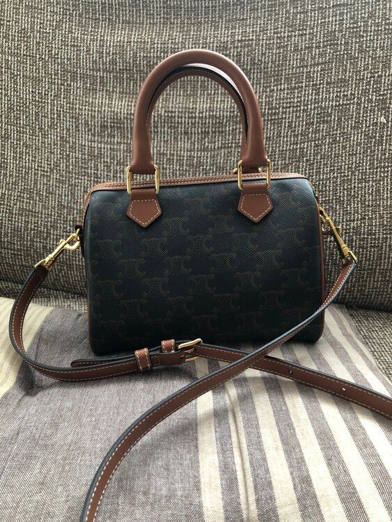 セリーヌ  （ブランドバッグ）の商品画像 - 査定依頼日：2025年3月19日 - 最高査定価格：170,000円