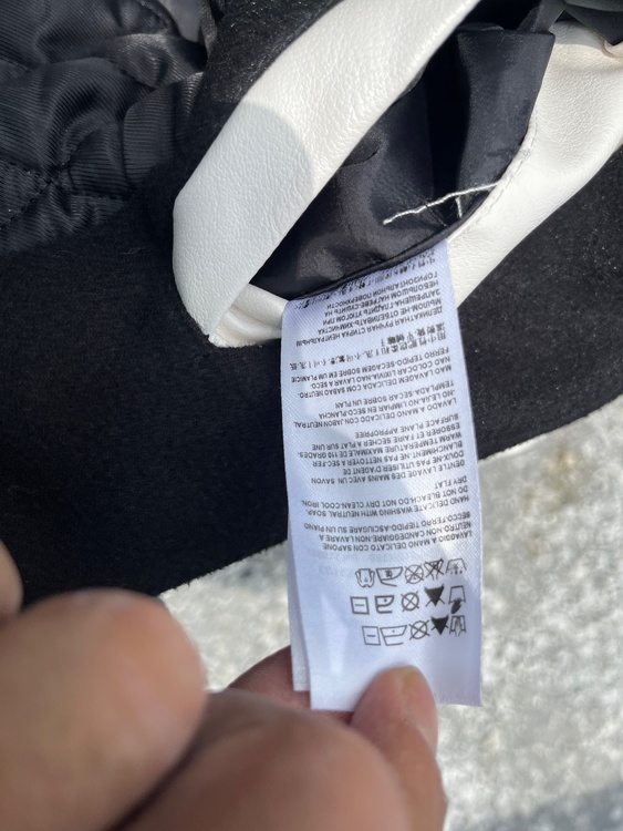 ジバンシィ（ブランドバッグ）の商品画像 - 査定依頼日：2026年7月30日 - 最高査定価格：100,000円