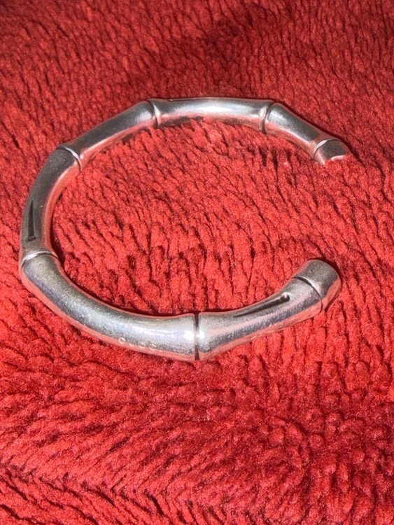 グッチ  （ブランドバッグ）の商品画像 - 査定依頼日：2026年1月11日 - 最高査定価格：30,000円