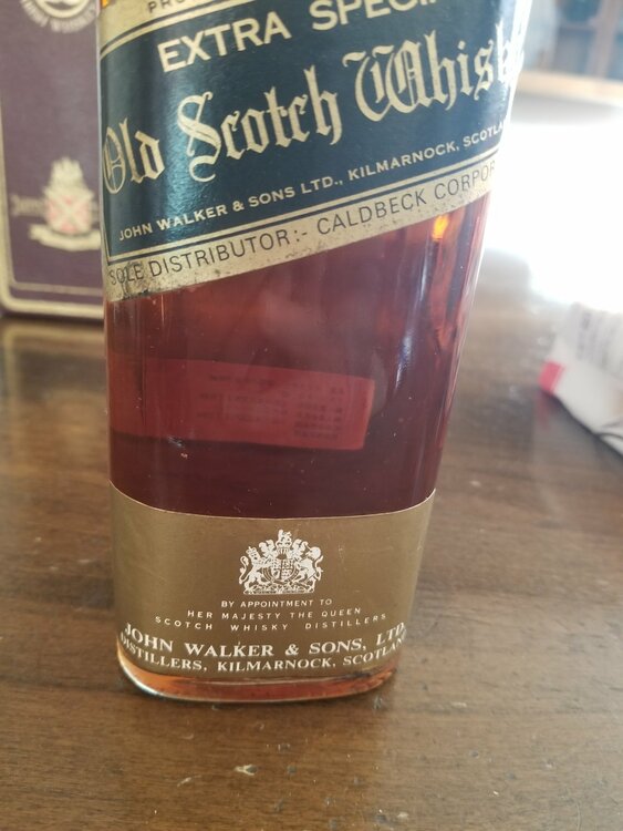 ウイスキー ジョニーウォーカー （お酒）の商品画像 - 査定依頼日：2026年1月25日 - 最高査定価格：3,000円