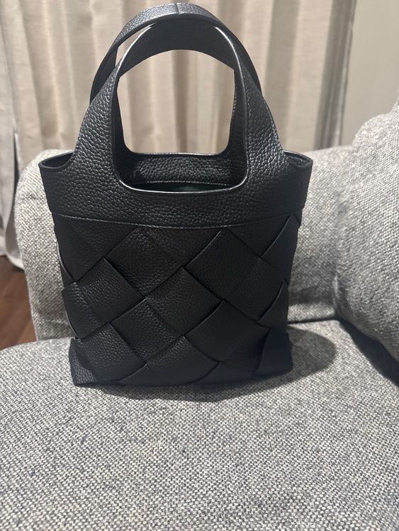 ボッテガ・ヴェネタ  （ブランドバッグ）の商品画像 - 査定依頼日：2026年2月19日 - 最高査定価格：250,000円