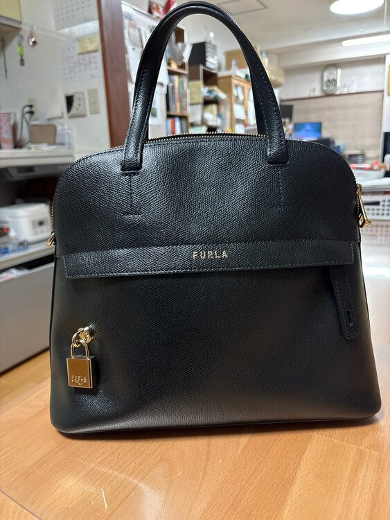 その他 フルラ （ブランドバッグ）の商品画像 - 査定依頼日：2025年3月17日 - 最高査定価格：3,000円