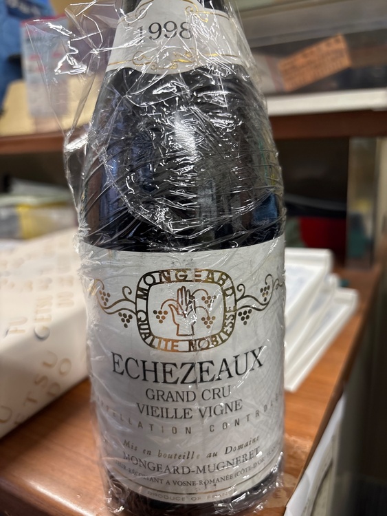 ワイン エシェゾー （お酒）の商品画像 - 査定依頼日：2026年3月8日 - 最高査定価格：36,000円