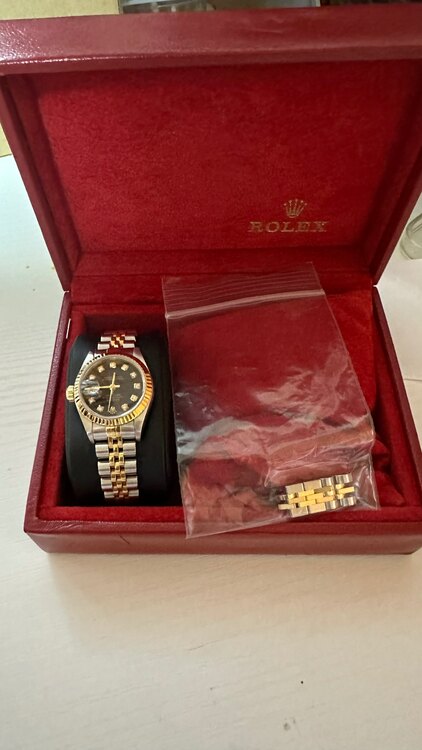 <font style="vertical-align: inherit;"><font style="vertical-align: inherit;">
Rolex
</font></font> <font style="vertical-align: inherit;"><font style="vertical-align: inherit;">
Datejust
</font></font> Aばn（高級時計）の商品画像 - 査定依頼日：2024年12月30日 - 最高査定価格：1,100,000円