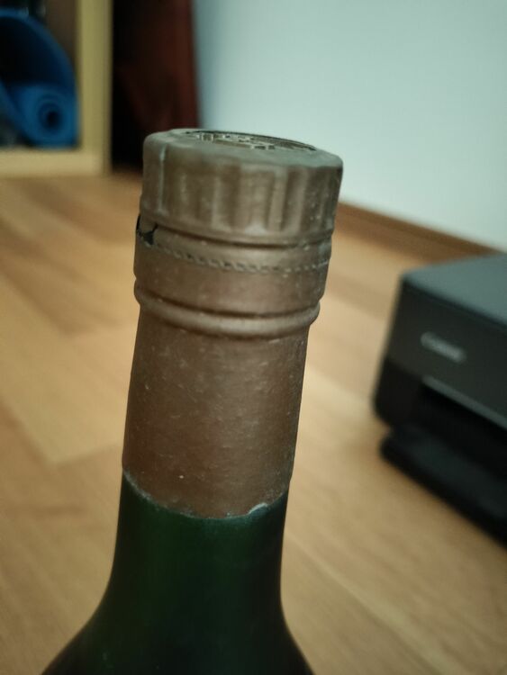 ブランデー カミュ （お酒）の商品画像 - 査定依頼日：2025年8月9日 - 最高査定価格：200円