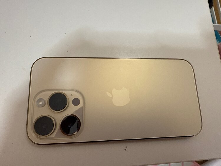 14pro256（スマホ）の商品画像 - 査定依頼日：2025年5月3日 - 最高査定価格：62,000円