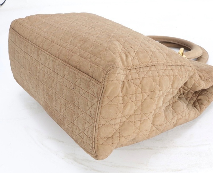 カナージュ レディディオール RU0948（ブランド財布・小物）の商品画像 - 査定依頼日：2026年2月23日 - 最高査定価格：35,000円