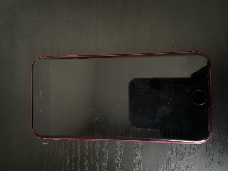 iPhone iPhone8 64GB docomo（スマホ）の商品画像 - 査定依頼日：2026年8月12日 - 最高査定価格：2,500円