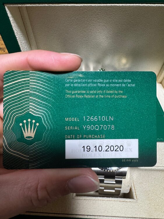 サブマリーナデイト（高級時計）の商品画像 - 査定依頼日：2025年2月22日 - 最高査定価格：1,800,000円