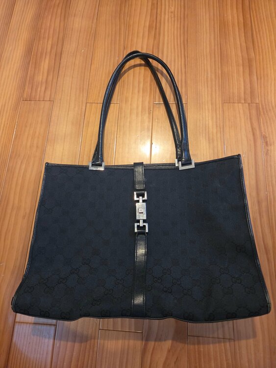 グッチ（ブランドバッグ）の商品画像 - 査定依頼日：2026年8月23日 - 最高査定価格：38,000円