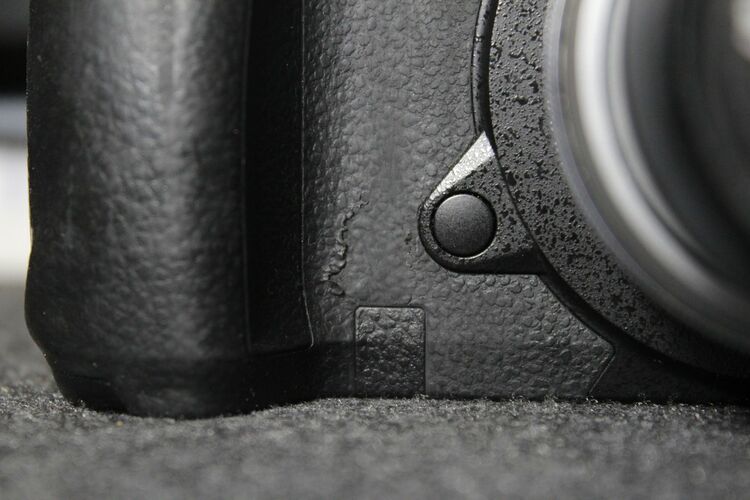 GH5（DC-GH5）（カメラ）の商品画像 - 査定依頼日：2025年8月20日 - 最高査定価格：8,000円