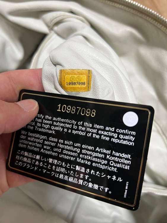ラグジュアリーライン　デカココ（ブランドバッグ）の商品画像 - 査定依頼日：2026年7月14日 - 最高査定価格：150,000円