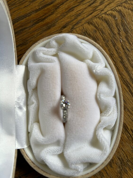 K18ダイヤリング（宝石）の商品画像 - 査定依頼日：2025年5月21日 - 最高査定価格：200,000円