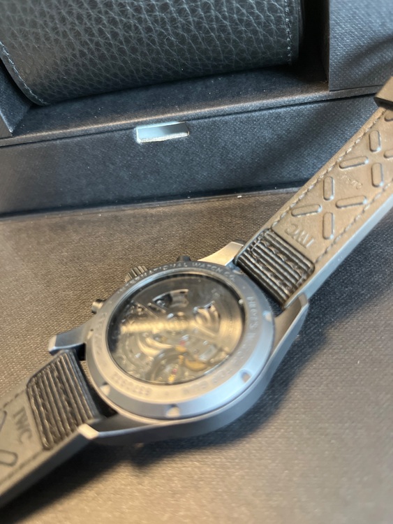 IWC パイロットウォッチ （高級時計）の商品画像 - 査定依頼日：2025年10月15日 - 最高査定価格：1,500,000円