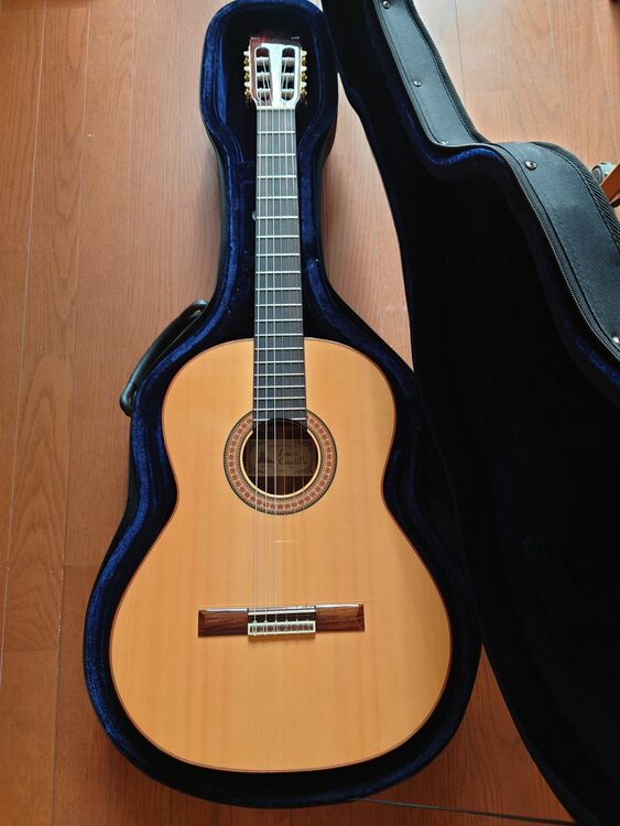 PacoCastilloパコカスティージョ215FR（ピアノ・楽器・PA機材）の商品画像 - 査定依頼日：2025年9月16日 - 最高査定価格：170,000円