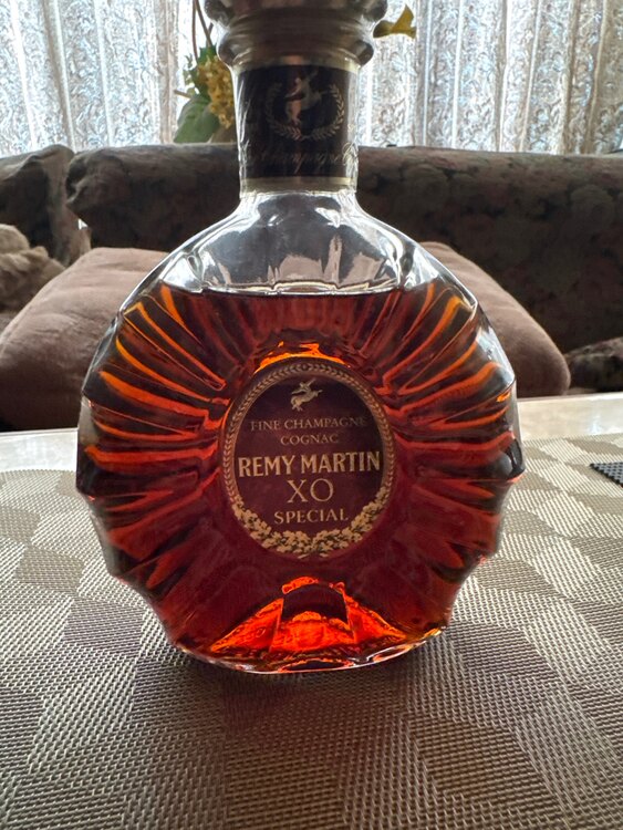 ブランデー レミーマルタン （お酒）の商品画像 - 査定依頼日：2025年4月30日 - 最高査定価格：4,000円