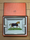 エルメス（灰皿）（喫煙具）の商品画像 - 査定依頼日：2025年5月19日 - 最高査定価格：5,500円