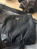 プラダ  （ブランドバッグ）の商品画像 - 査定依頼日：2026年2月5日 - 最高査定価格：25,000円