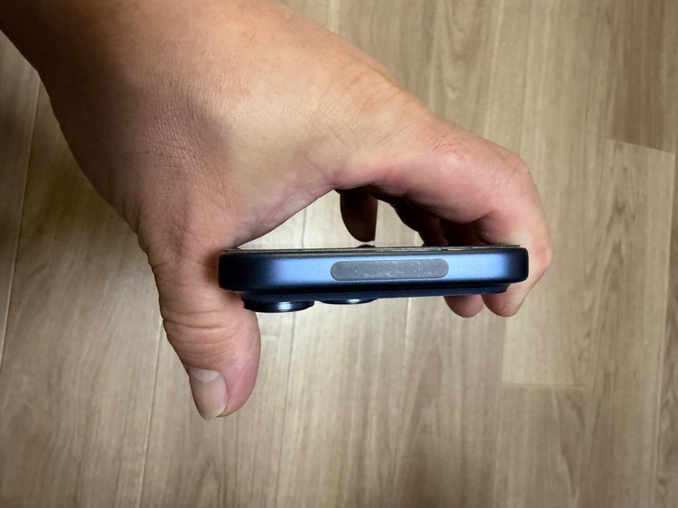 iPhone iPhone 17 Pro Max 1TB SIMフリー（スマホ）の商品画像 - 査定依頼日：2026年10月14日 - 最高査定価格：219,000円