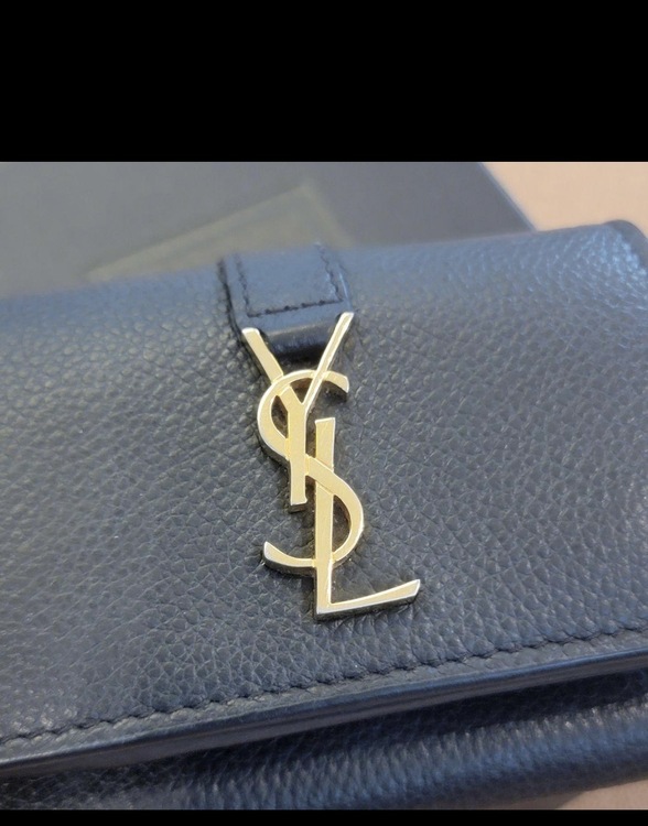 イブサンローラン  （ブランドバッグ）の商品画像 - 査定依頼日：2026年3月24日 - 最高査定価格：45,000円