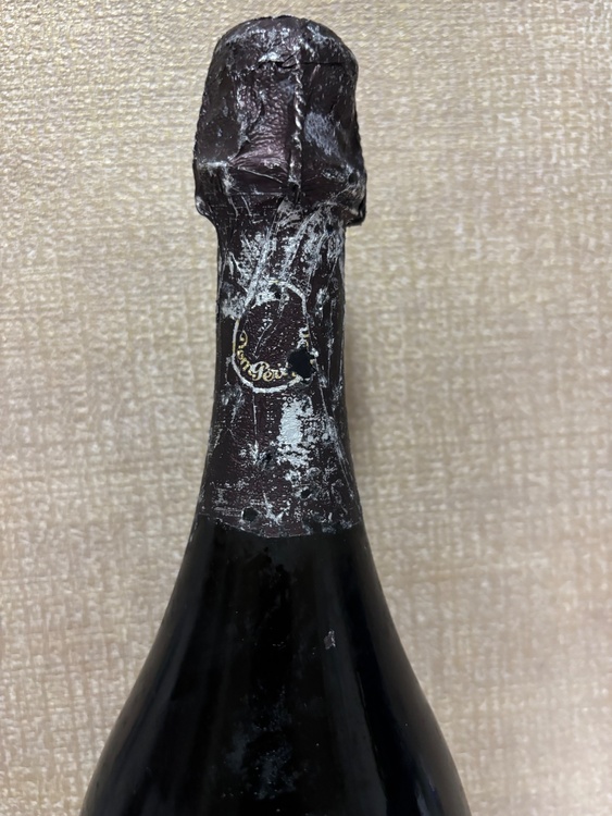 シャンパン ドン・ペリニヨン（お酒）の商品画像 - 査定依頼日：2026年6月23日 - 最高査定価格：44,000円