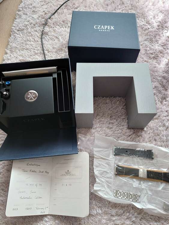 チャペック アンタークティックテールアデリー（高級時計）の商品画像 - 査定依頼日：2025年1月18日 - 最高査定価格：2,000,000円