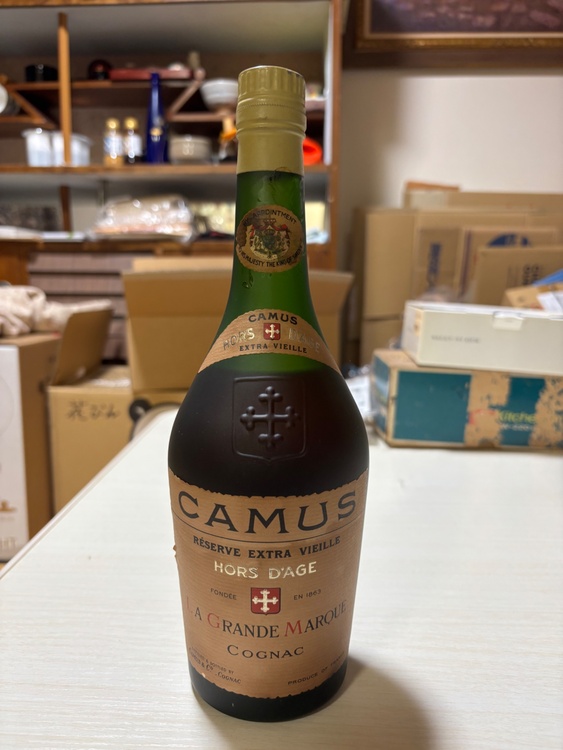 LA GRANDE MARQUE Hors d Age（お酒）の商品画像 - 査定依頼日：2026年3月24日 - 最高査定価格：5,000円