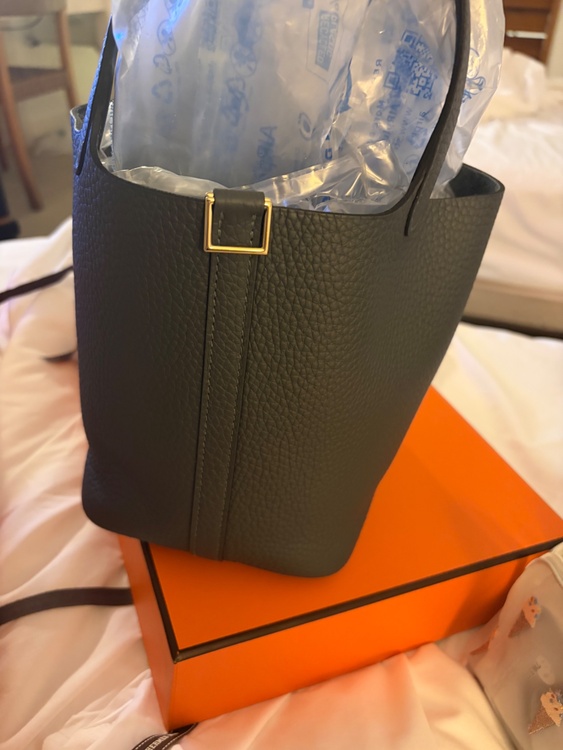 HANDBAG PICOTIN COCK 18 ECLAT CLEMENCE B（ブランドバッグ）の商品画像 - 査定依頼日：2026年6月29日 - 最高査定価格：500,000円