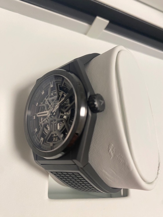 ゼニス その他 49900067（高級時計）の商品画像 - 査定依頼日：2025年9月7日 - 最高査定価格：700,000円