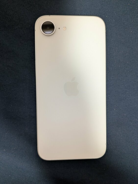 iPhone iPhone 16e 128GB SIMフリー（スマホ）の商品画像 - 査定依頼日：2026年6月28日 - 最高査定価格：59,000円