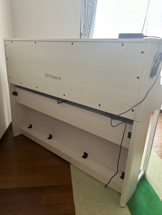 Roland LX705-GPSR（ピアノ・楽器・PA機材）の商品画像 - 査定依頼日：2025年9月2日 - 最高査定価格：15,500円