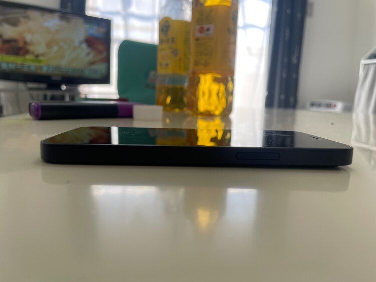 iPhone（スマホ）の商品画像 - 査定依頼日：2024年12月19日 - 最高査定価格：20,000円