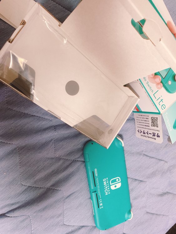 Nintendo Switch Lite本体 ターコイズ（ゲーム機本体・ゲームソフト）の商品画像 - 査定依頼日：2023年6月29日 - 最高査定価格：8,000円