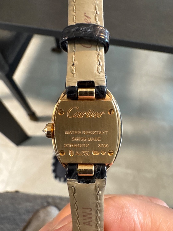 カルティエ ベニュワール （高級時計）の商品画像 - 査定依頼日：2025年6月15日 - 最高査定価格：1,500,000円