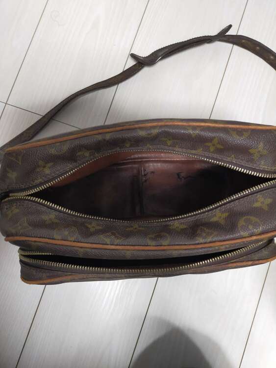 ルイヴィトン モノグラム （ブランドバッグ）の商品画像 - 査定依頼日：2025年4月10日 - 最高査定価格：25,000円