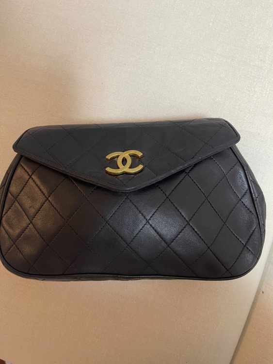 台形　マトラッセ（ブランドバッグ）の商品画像 - 査定依頼日：2026年3月23日 - 最高査定価格：140,000円