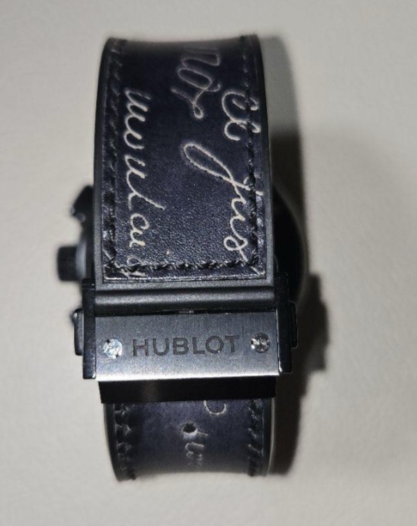 ウブロ クラシックフュージョン （高級時計）の商品画像 - 査定依頼日：2025年8月16日 - 最高査定価格：1,550,000円