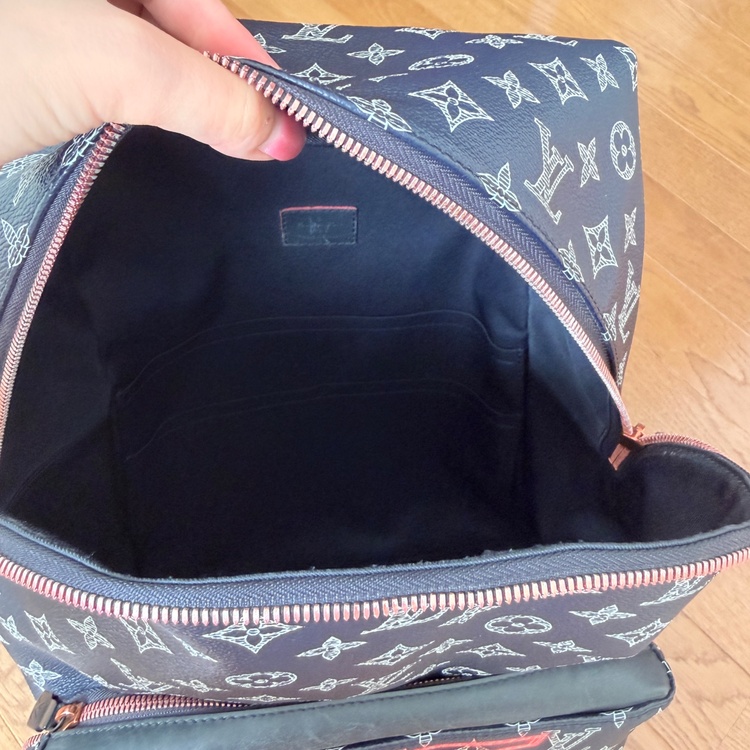 LOUIS VUITTON アポロ バックパック アップサイドダウン M43676 モノグラム（ブランドバッグ）の商品画像 - 査定依頼日：2026年9月21日 - 最高査定価格：245,000円