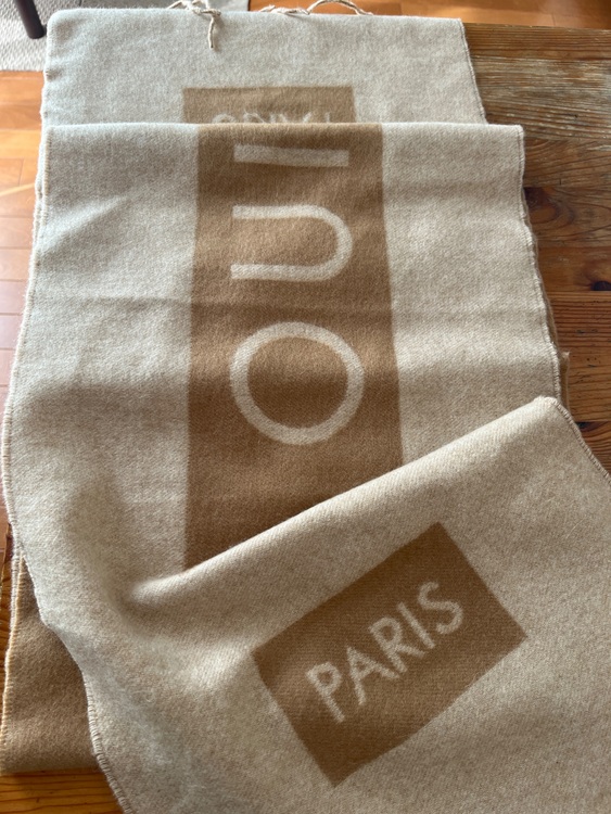 マフラー（古着・ファッション）の商品画像 - 査定依頼日：2025年8月20日 - 最高査定価格：7,000円