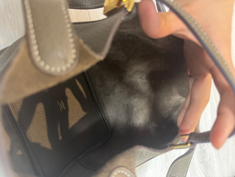 ピコタンロックPM（ブランドバッグ）の商品画像 - 査定依頼日：2026年4月6日 - 最高査定価格：800,000円