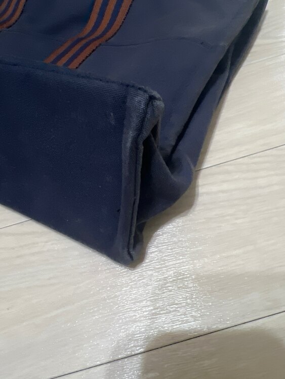 エルメス フールトゥ （ブランドバッグ）の商品画像 - 査定依頼日：2025年1月22日 - 最高査定価格：10,000円